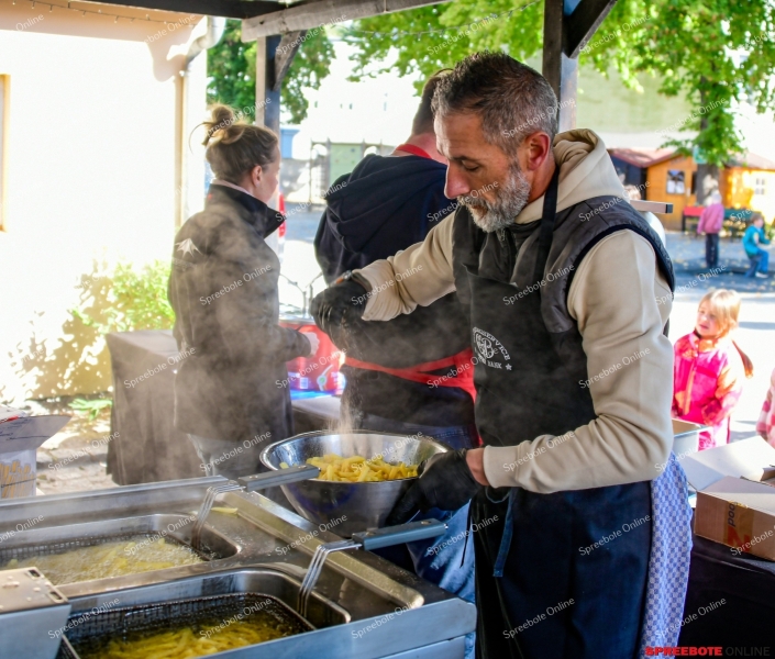 Spreebote-Rahn-Pommes-Action-004