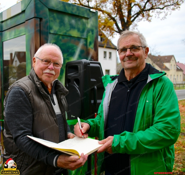 Rauen-Feierliche-Ubergabe-Bucherzelle-001