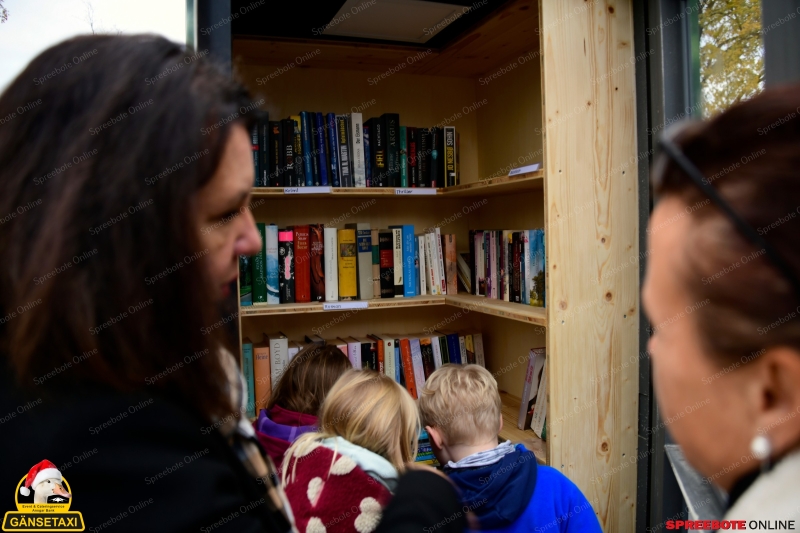 Rauen-Feierliche-Ubergabe-Bucherzelle-006