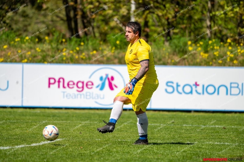 Spreebote-Rauen-Offensiv-und-Mutig_gallery1_01