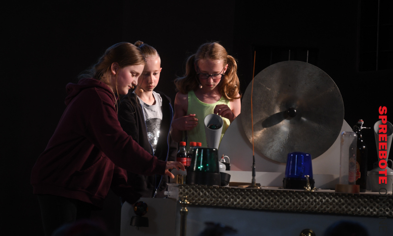 S.Jaehn-Grundschule-Auf-der-Jagd-Nachdem-Silberschatz-03