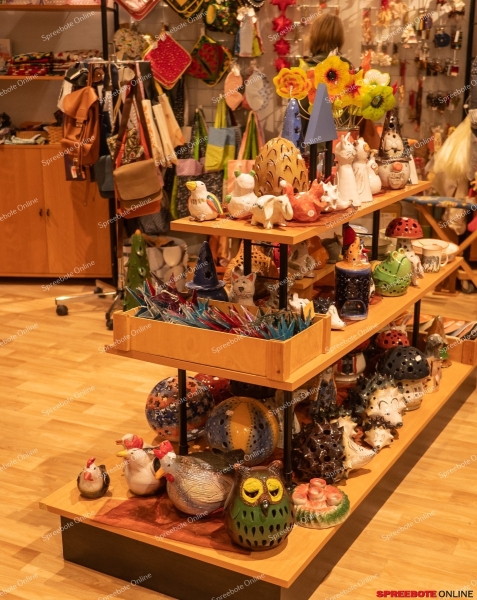 Spreebote-Sama-Eroffnung-Furstengalerie-019