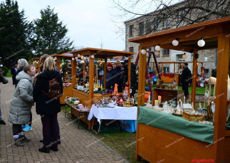 Sama-Haus-Lydia-Lichterfest-005