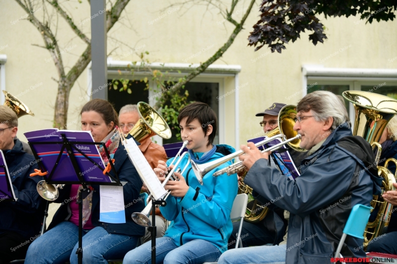 Spreebote-Samariterfest-im-regen-sonne-Mix-008