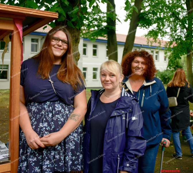 Spreebote-Samariterfest-im-regen-sonne-Mix-050