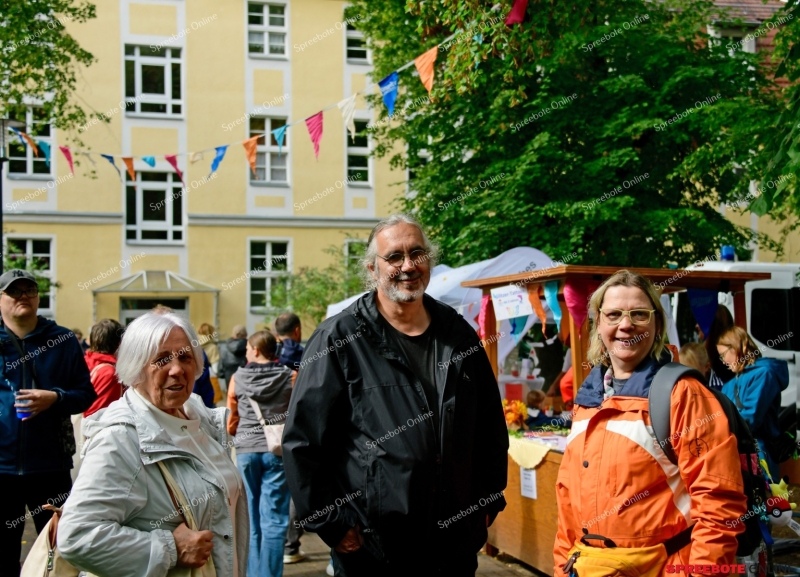 Spreebote-Samariterfest-im-regen-sonne-Mix-055