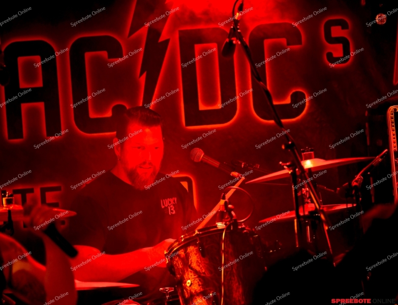 Spreebote-Schulscheune-AC-DC-Abschluss-003