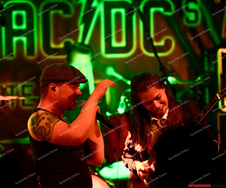 Spreebote-Schulscheune-AC-DC-Abschluss-005