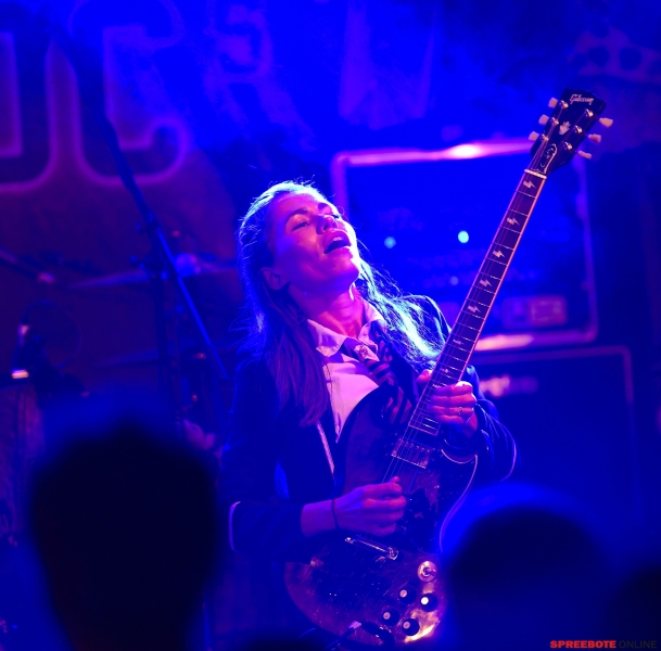 Schulscheune-AC-DC-006