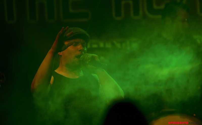 Schulscheune-AC-DC-010