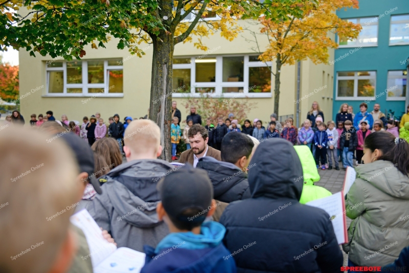 Spreebote-Sigmund-Jahn-Ubergabe-Brotbox14-004