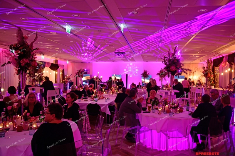 Spreebote-Silvester-Esplanade-002