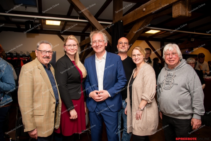 Spreebote-Stichwahl-um-das-Burgermeisteramt-_gallery1_02