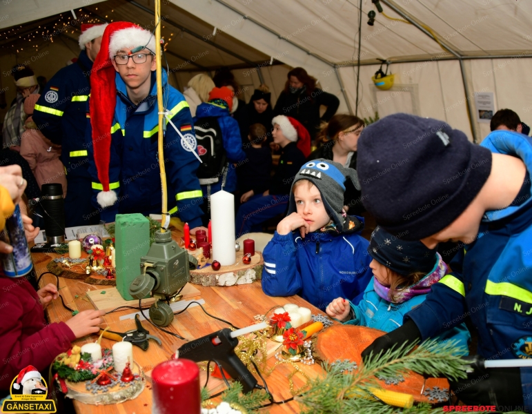 THW-Basteln-Weihnachten20-003