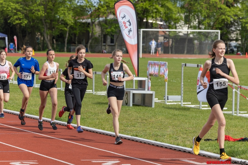 Titelverteidigung-Team-Gold-003