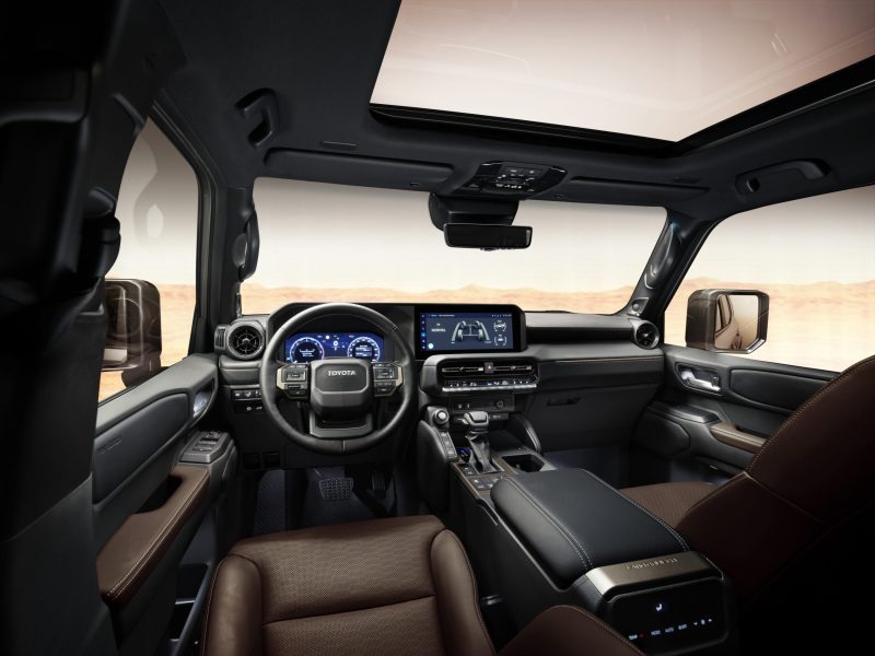 Toyota-Land-Cruiser-1-scaled