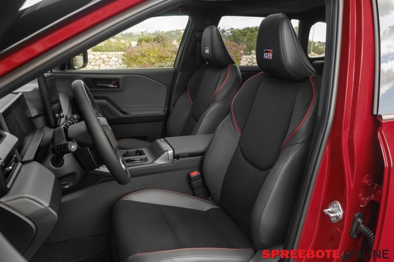 Spreebote-Toyota-RAV-4_gallery1_02