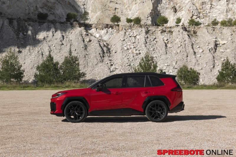Spreebote-Toyota-RAV-4_gallery1_08