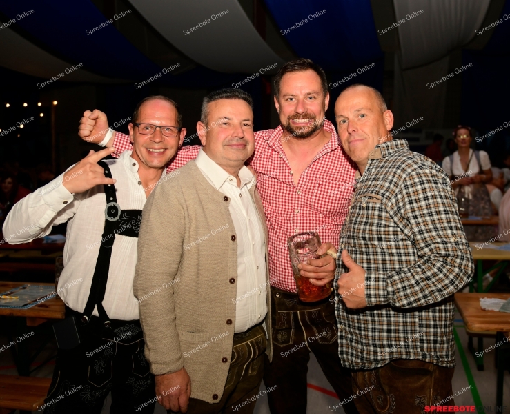 Spreebote-Trachtennacht-Freitag-014