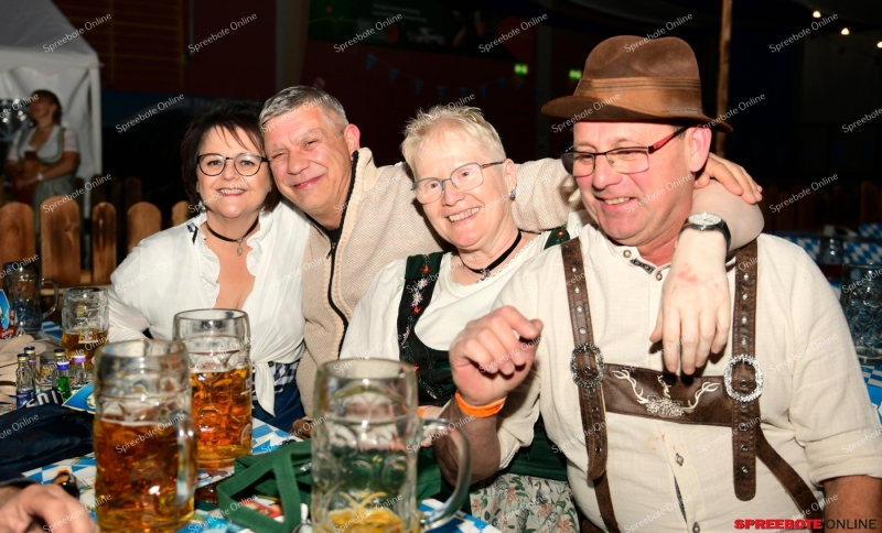 Spreebote-Trachtennacht-Freitag-021