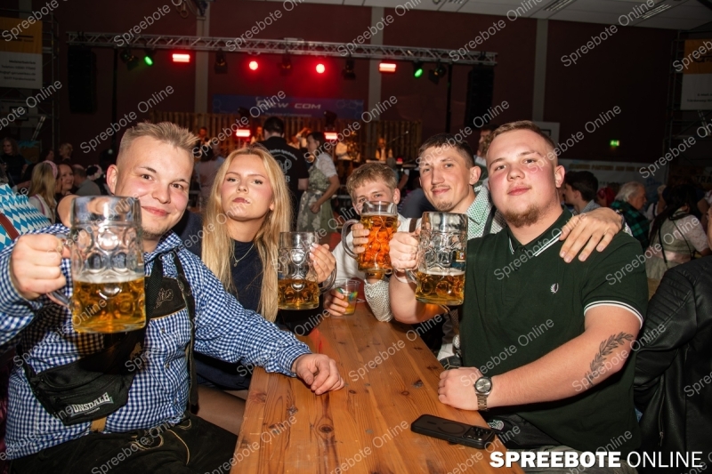 Spreebote-Trachtennacht-im-Partyrausch_gallery1_09
