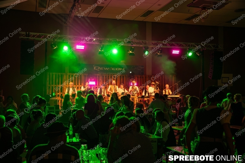 Spreebote-Trachtennacht-im-Partyrausch_gallery1_10