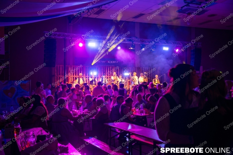 Spreebote-Trachtennacht-im-Partyrausch_gallery1_14