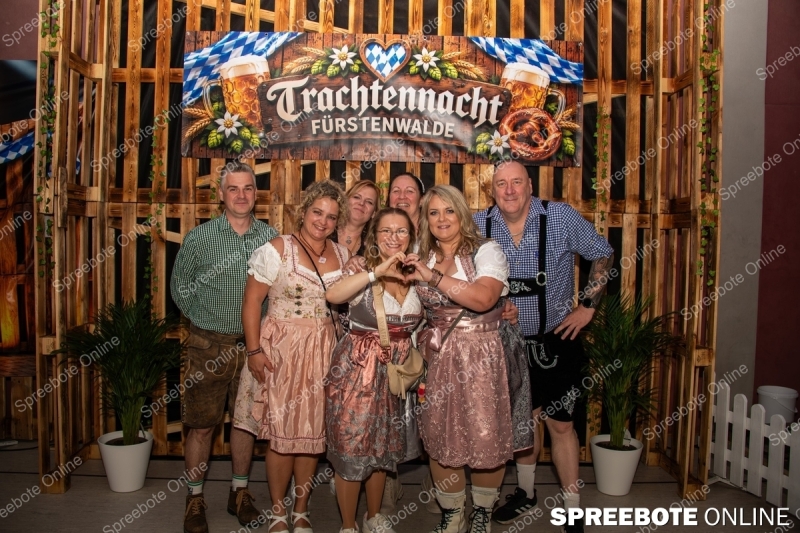Spreebote-Trachtennacht-im-Partyrausch_gallery1_15