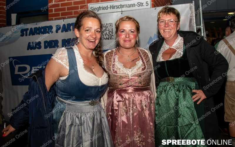 Spreebote-Trachtennacht-im-Partyrausch_gallery1_19