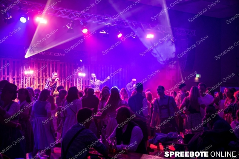 Spreebote-Trachtennacht-im-Partyrausch_gallery1_22