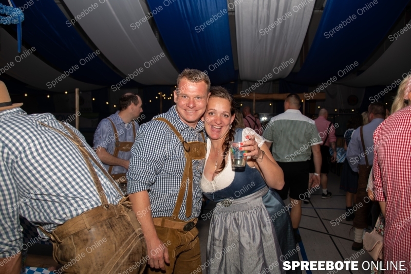 Spreebote-Trachtennacht-im-Partyrausch_gallery1_36