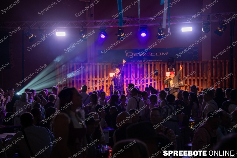 Spreebote-Trachtennacht-im-Partyrausch_gallery1_44
