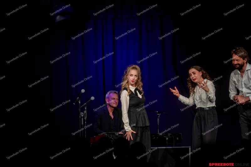 Spreebote-Unvergesslicher-Theaterabend_gallery1_14