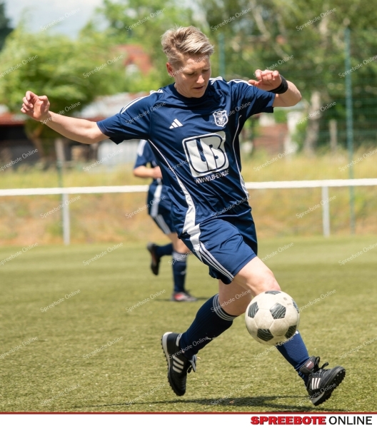 Spreebote-VfB-Damen-setzen-sich-klar-durch_gallery1_02