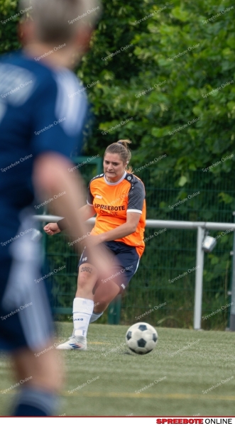 Spreebote-VfB-Damen-setzen-sich-klar-durch_gallery1_04