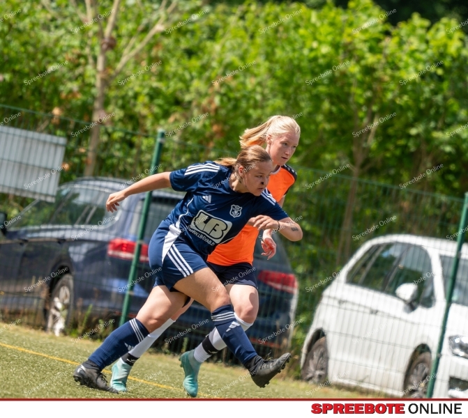 Spreebote-VfB-Damen-setzen-sich-klar-durch_gallery1_14