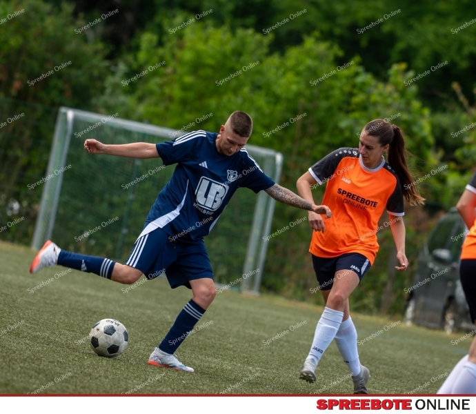 Spreebote-VfB-Damen-setzen-sich-klar-durch_gallery1_17