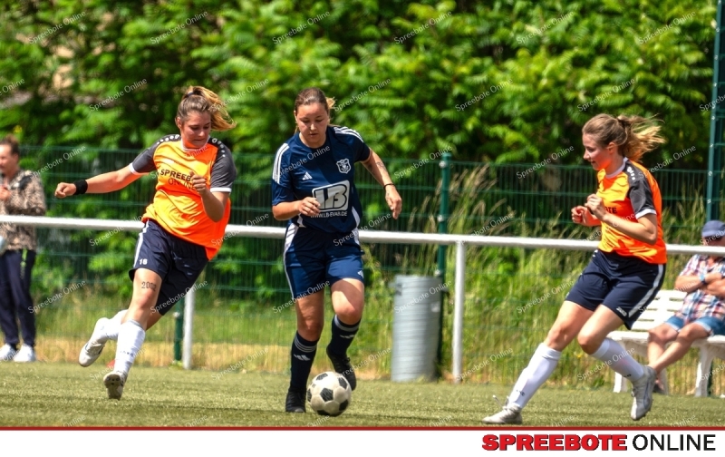 Spreebote-VfB-Damen-setzen-sich-klar-durch_gallery1_33