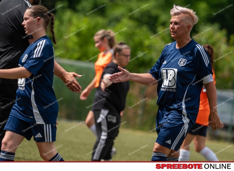 Spreebote-VfB-Damen-setzen-sich-klar-durch_gallery1_36