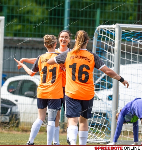 Spreebote-VfB-Damen-setzen-sich-klar-durch_gallery1_45