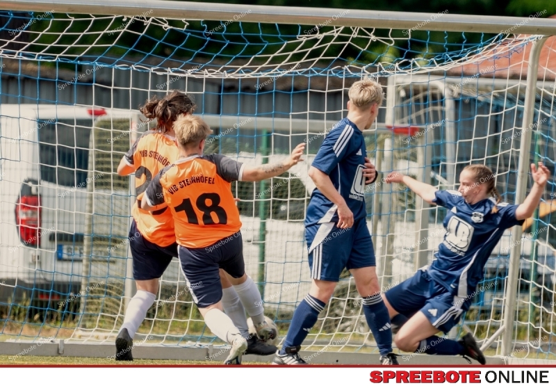 Spreebote-VfB-Damen-setzen-sich-klar-durch_gallery1_46
