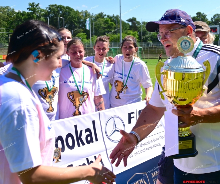VfB-Frauen-Pokalsieg-Letschin-Sieg-013