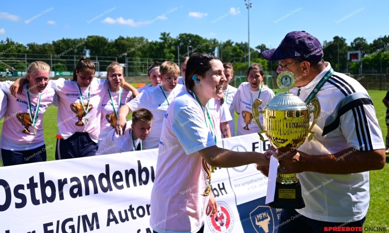 VfB-Frauen-Pokalsieg-Letschin-Sieg-014
