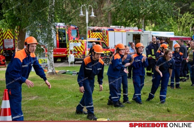 Spreebote-Volle-Power-auf-der-Festwiese_gallery1_07
