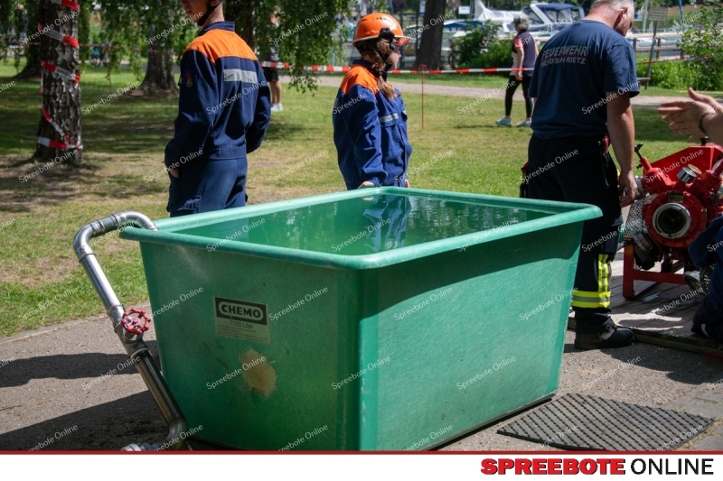 Spreebote-Volle-Power-auf-der-Festwiese_gallery1_09