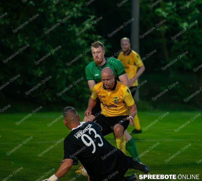 Spreebote-Von-der-Bank-zum-Pokalhelden_gallery1_18