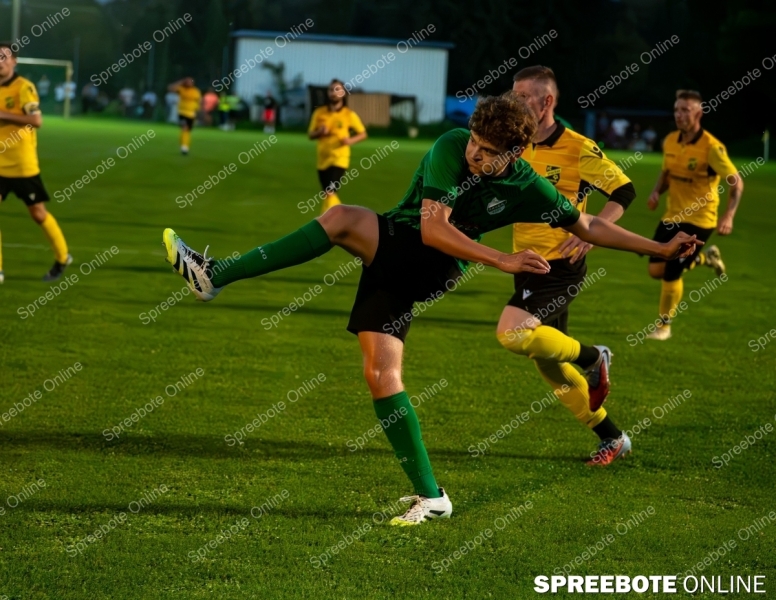 Spreebote-Von-der-Bank-zum-Pokalhelden_gallery1_20