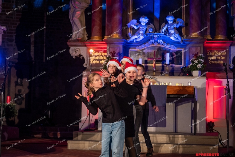 Spreebote-Weihnachtskonzert-der-Brauerschule-035