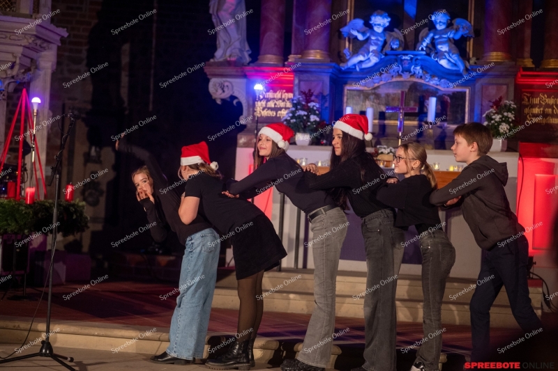 Spreebote-Weihnachtskonzert-der-Brauerschule-038