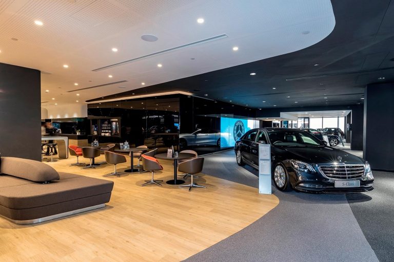 Mercedes-Benz mit neuem Markenauftritt